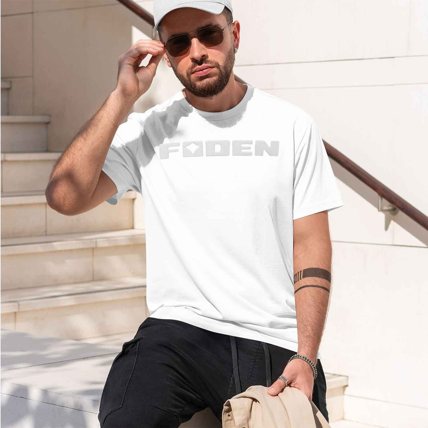フォーデン CL 1970年代 商業ロゴバッジ Tシャツ オ - Commercial Print Model のレビューと価格