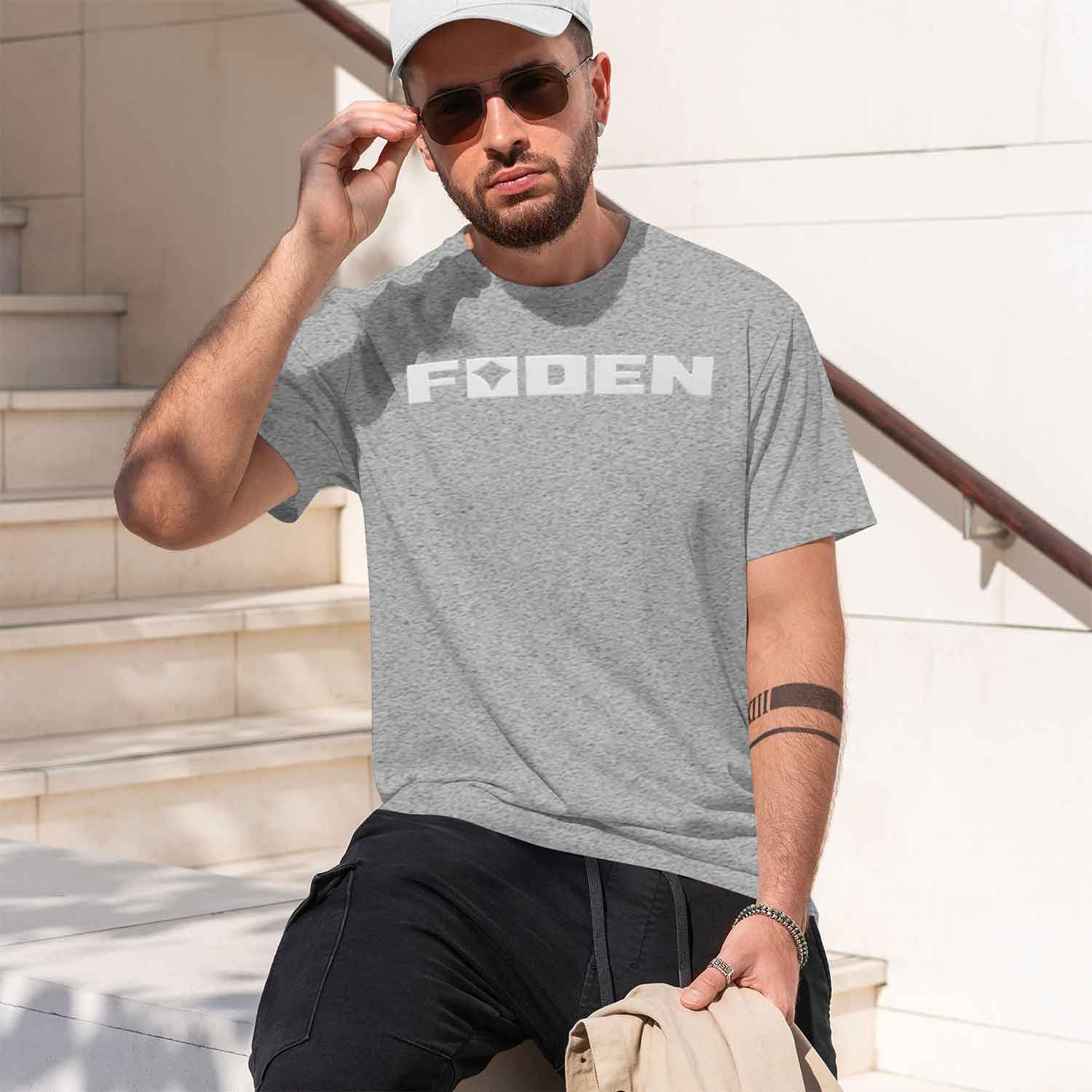 フォーデン CL 1970年代 商業ロゴバッジ Tシャツ オ - Commercial Print Model のレビューと価格